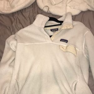 White Patagonia Pullover